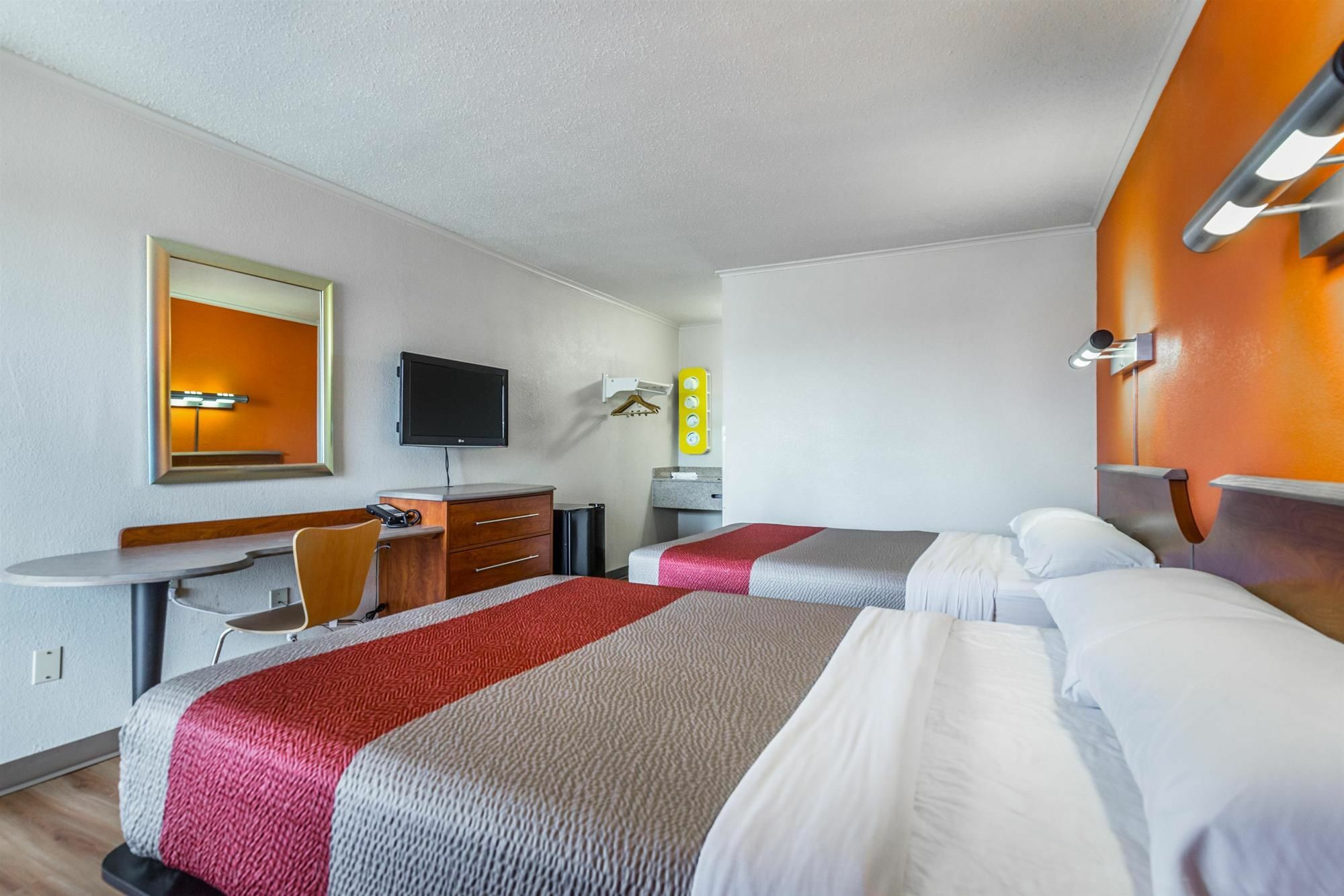 Hotel 6-mount Vernon, Il